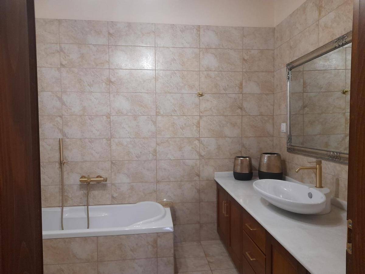 Villa Archontiko Kamilari Bagian luar foto